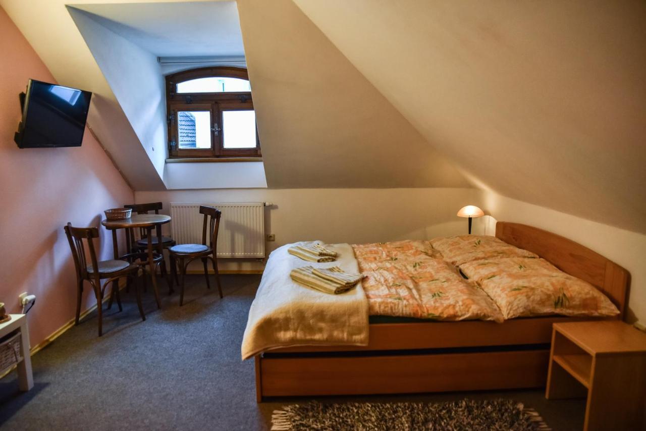 Hotel Penzion Cas Český Rudolec Zewnętrze zdjęcie