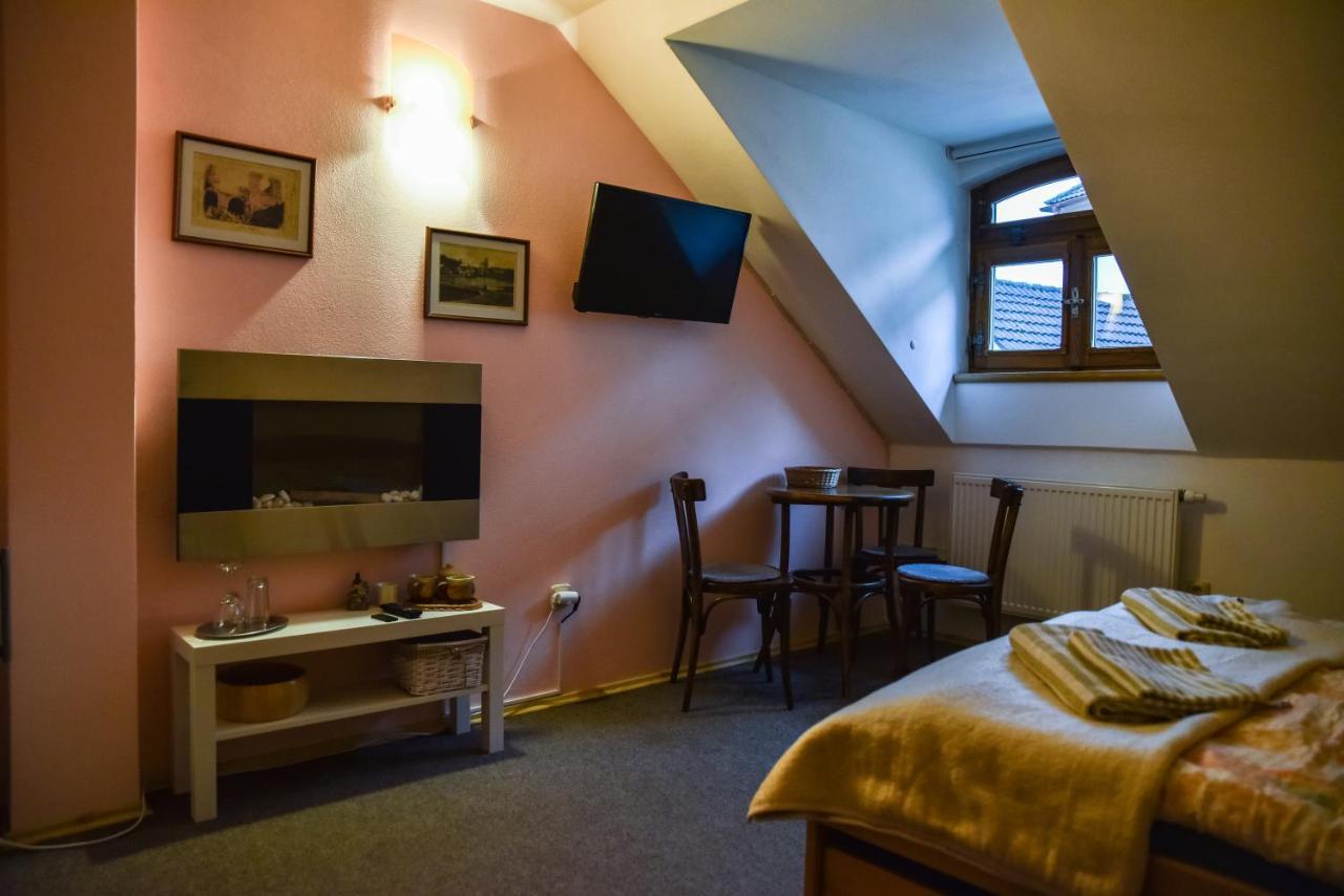 Hotel Penzion Cas Český Rudolec Zewnętrze zdjęcie